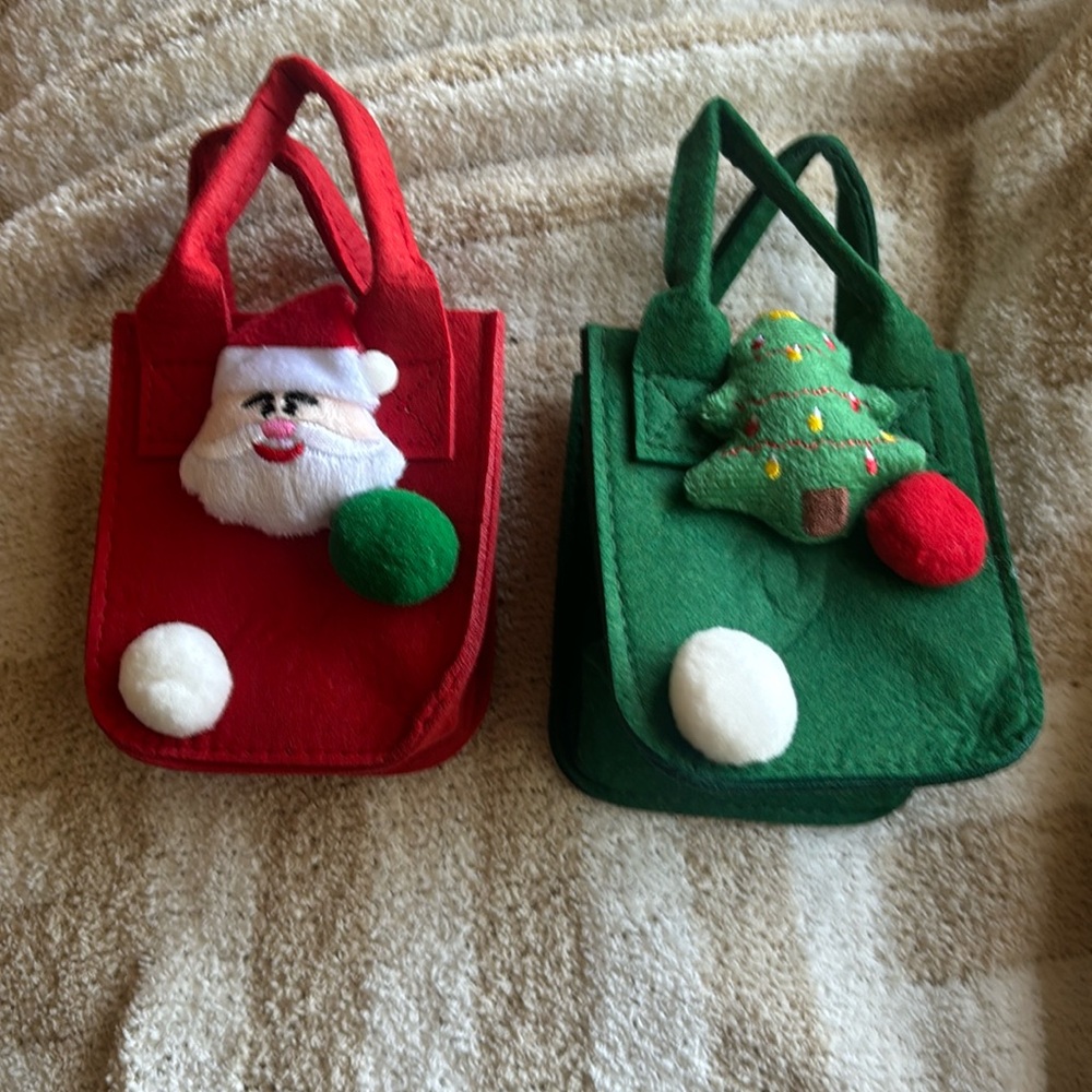 Fun Christmas bags - new